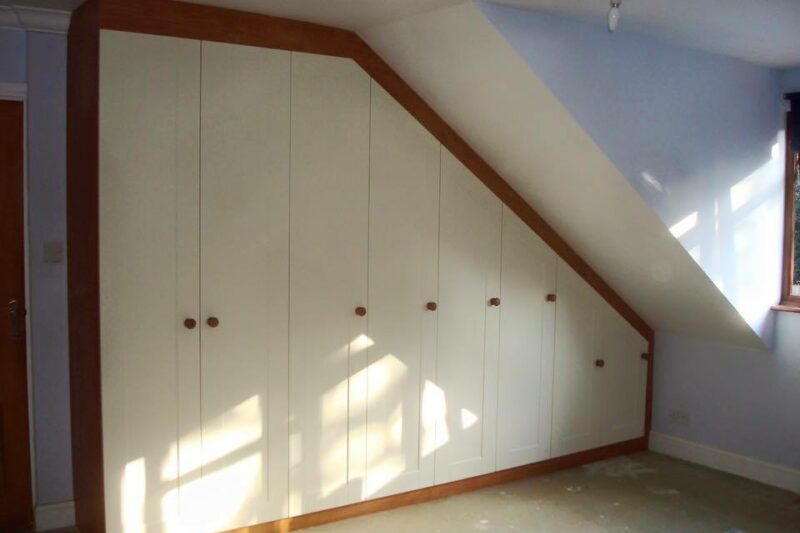 Fitted Angled Furniture36