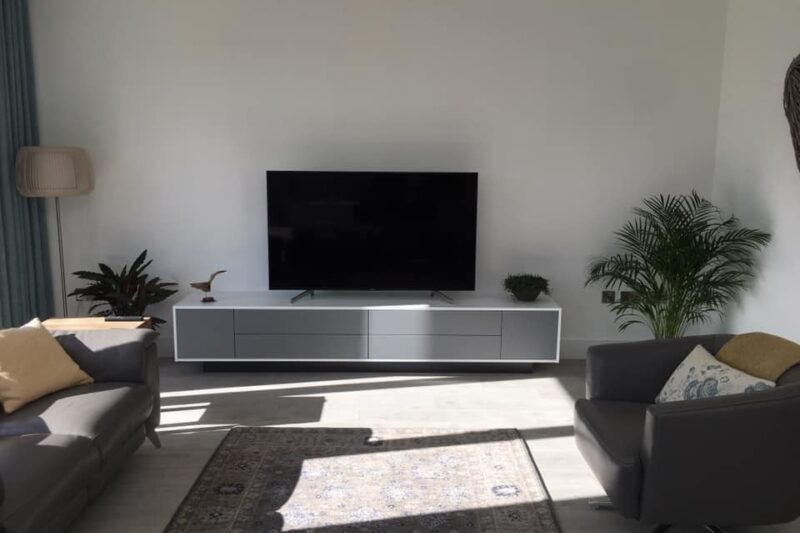 Fitted Media Unit